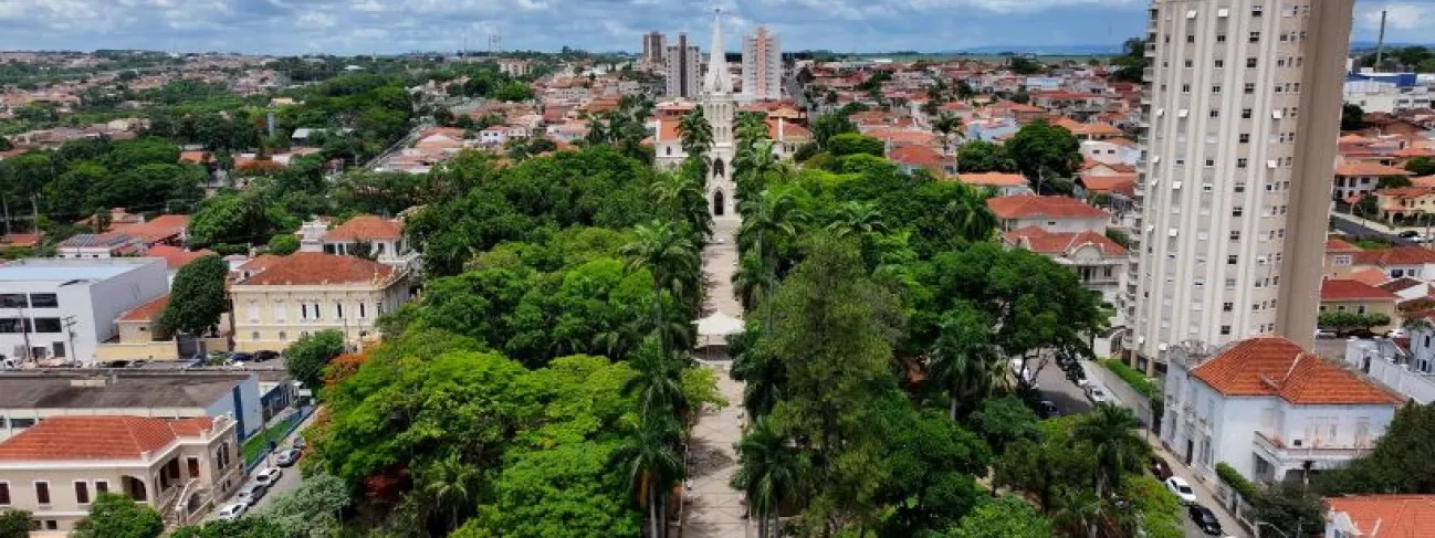 transferência de recursos aos municípios e gestão pública no Brasil