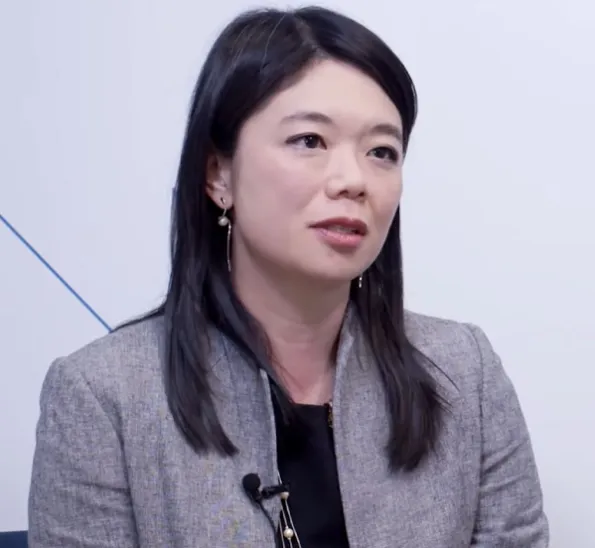 Claudia Yoshinaga