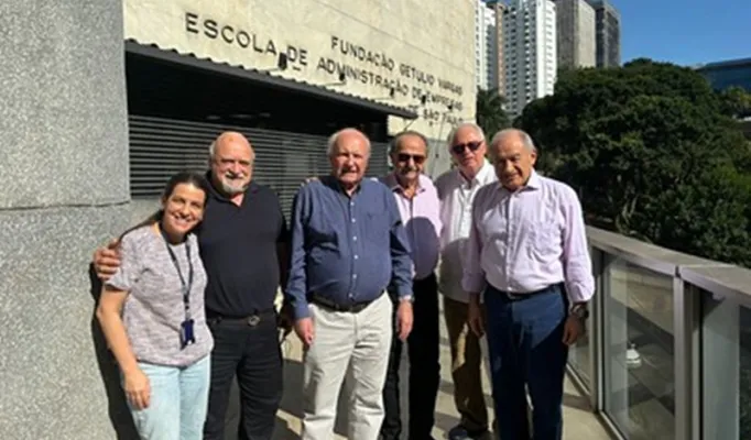 Ex-alunos das turmas 1967, 1968 e 1969