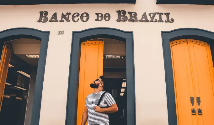 Políticas Públicas e inclusão financeira: progressos inesperados em tempo de crise?
