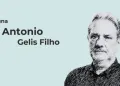 foto do autor com o nome dele