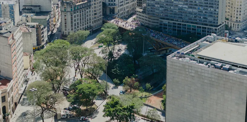 Vista área de uma cidade