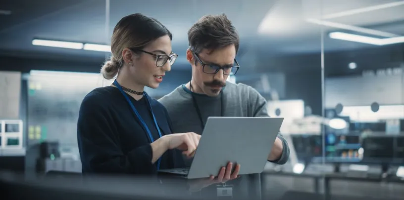 Tecnologia Blockchain melhora serviços públicos e gera eficiência administrativa, aponta estudo