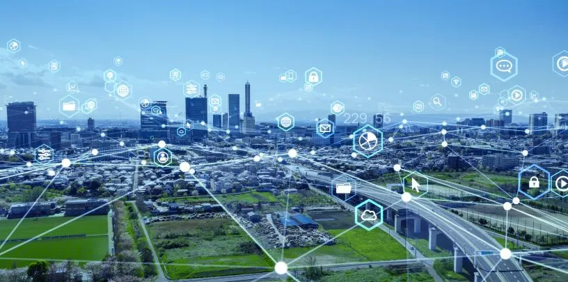 Representação de como melhorar serviços de tecnologia nas empresas por meio da estrutura com várias filiais interligadas.