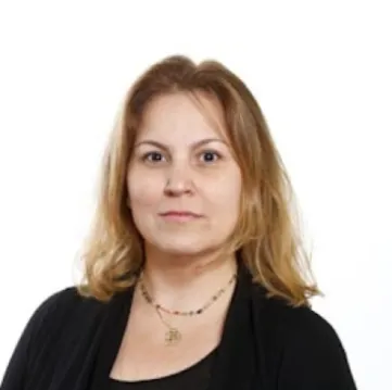 Mariana Baleeiro Martins Carrera