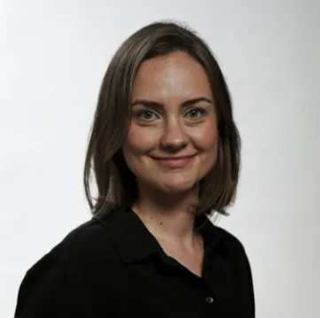 Amanda Albuquerque Gross