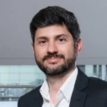 Gustavo Moreira Tavares