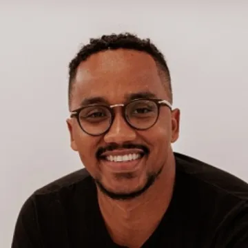 Gustavo Fructuozo