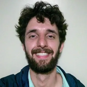Caio Coradi Momesso