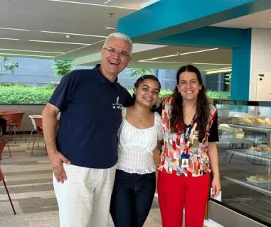 Dimitri, Ana Carolina e Camila