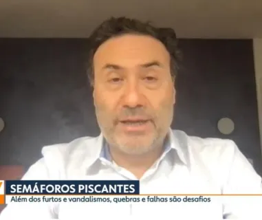 biderman_sp1_semaforo