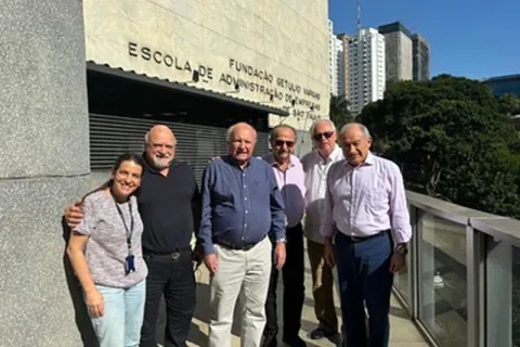 Ex-alunos das turmas 1967, 1968 e 1969