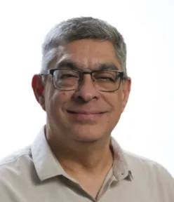 Claudio Luis Carvalho Larieira
