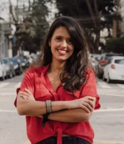 Ana Carolina Almeida Santos Nunes