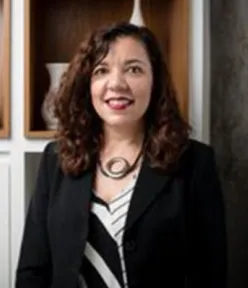 Simone da Silva Luvizan