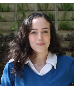 Letícia Santiago Bertoncini