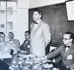 Inauguração do primeiro Curso de Administração de Empresas do Brasil (CGAE)
