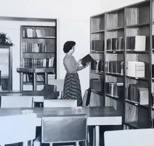 Foto Fundação do Centro de Pesquisas e Publicações