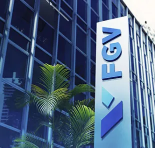 Lançamento de uma turma do Programa de Graduação em Administração de Empresas no período noturno.