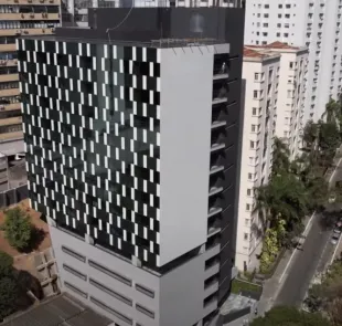A Escola de Administração de Empresa de São Paulo amplia suas instalações através do novo Edifício Professor Antonio Angarita. 