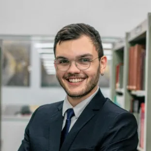 Ergon Cugler de Moraes Silva