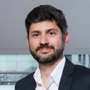 Gustavo Moreira Tavares
