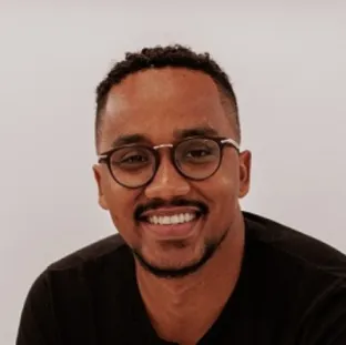 Gustavo Fructuozo